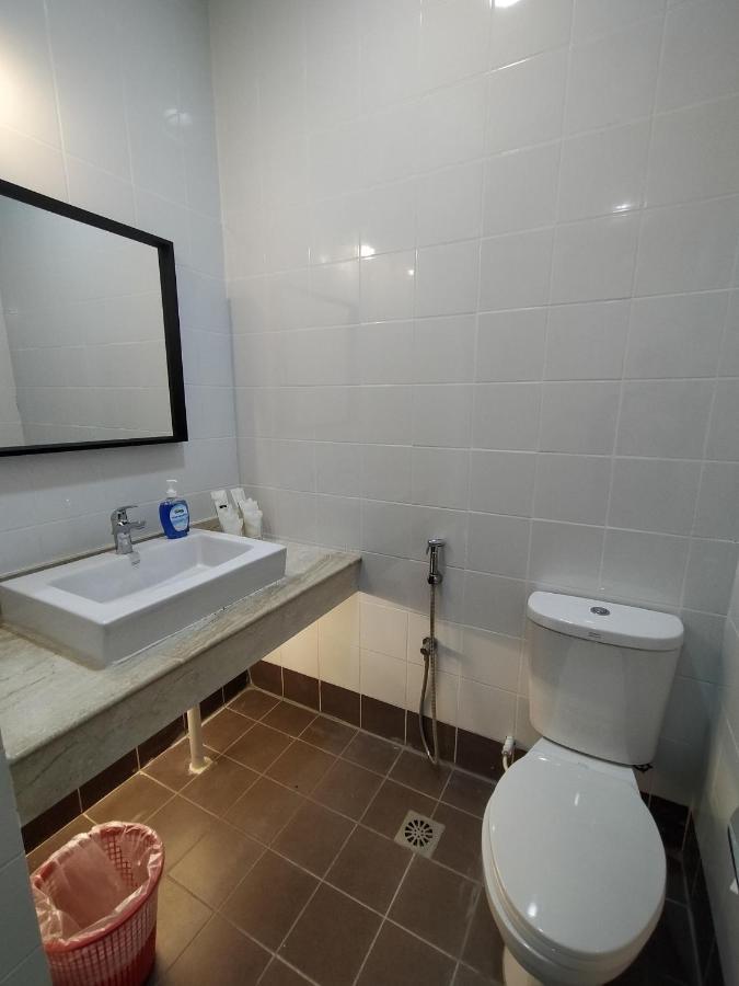 Telanai16 Lodge Bandar Seri Begawan Ngoại thất bức ảnh