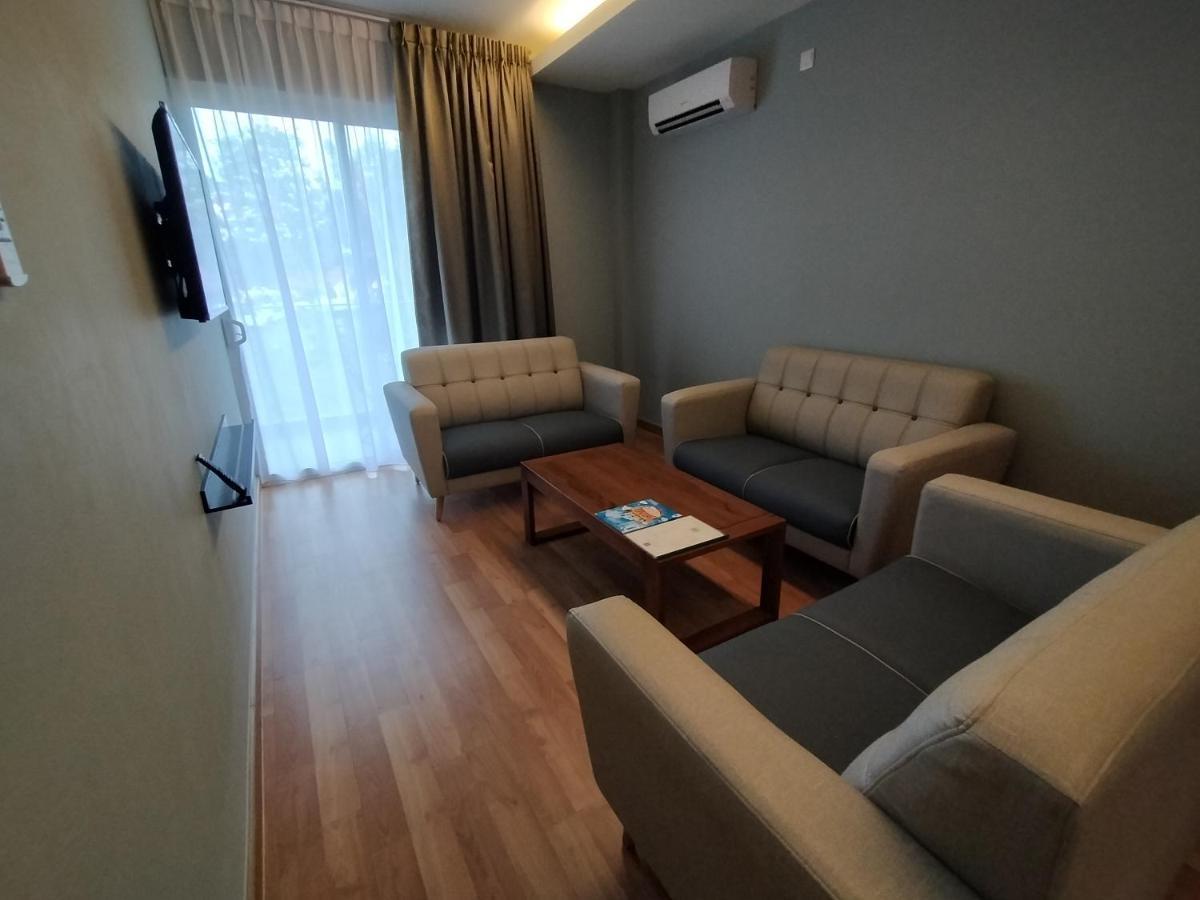 Telanai16 Lodge Bandar Seri Begawan Ngoại thất bức ảnh