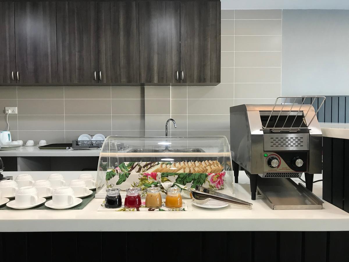 Telanai16 Lodge Bandar Seri Begawan Ngoại thất bức ảnh